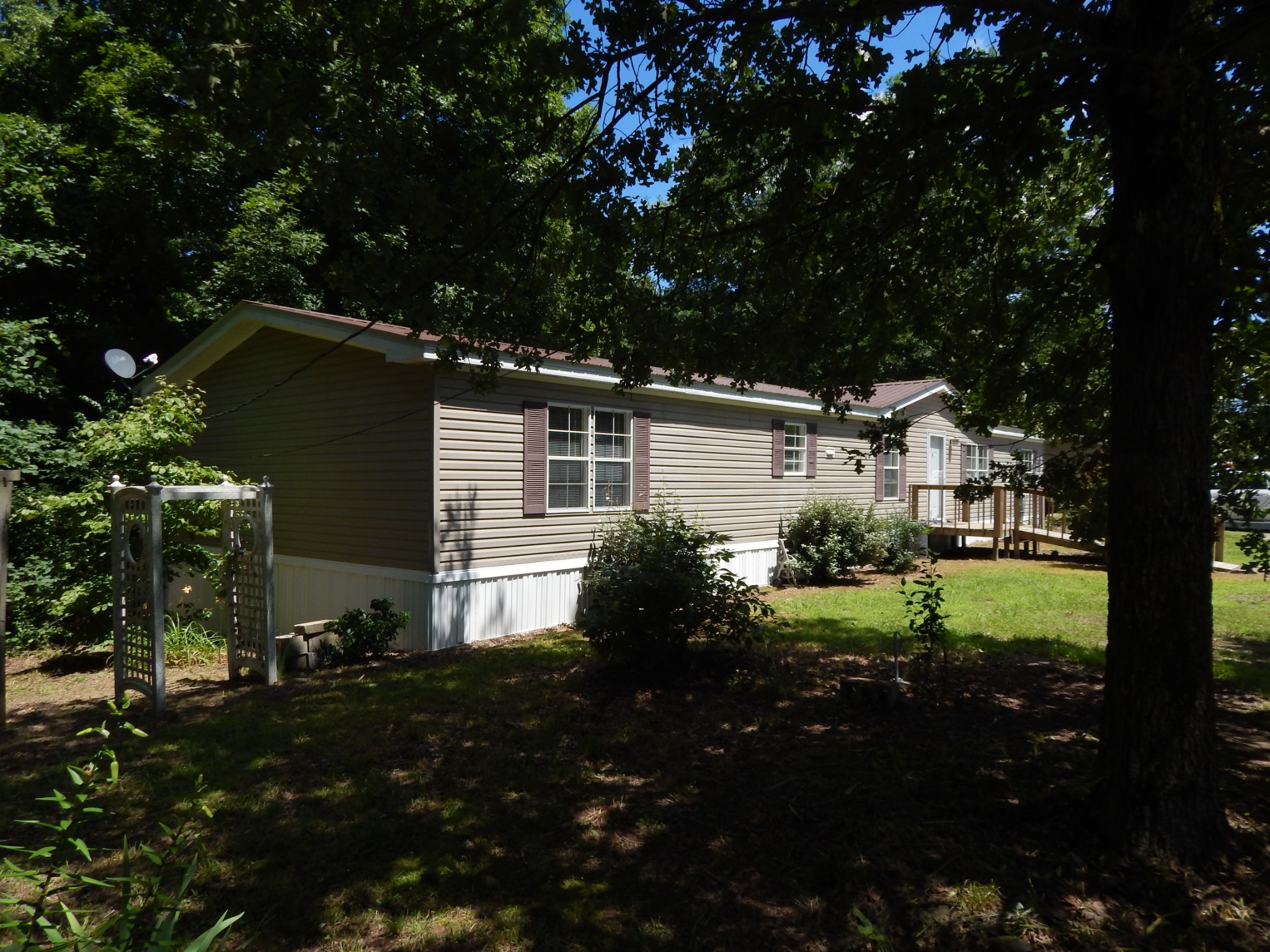 7034 Topsy Road Waynesboro, TN 38485 - Photo 2 of 44 Gallery Image 2