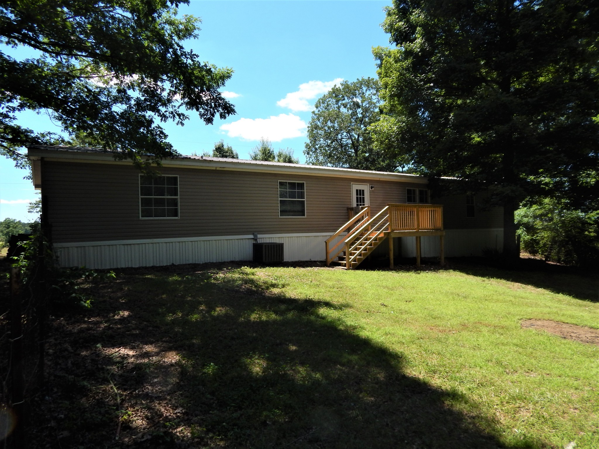 7034 Topsy Road Waynesboro, TN 38485 - Photo 3 of 44 Gallery Image 3