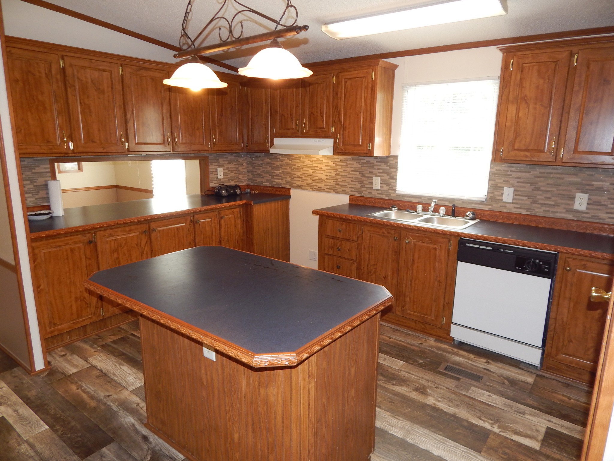 7034 Topsy Road Waynesboro, TN 38485 - Photo 10 of 44 Gallery Image 10