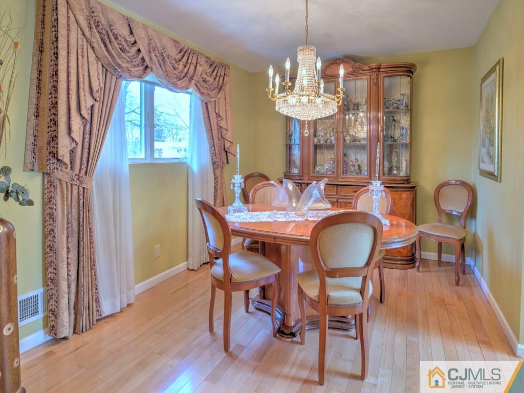 29 Overhill Road East Brunswick, NJ 08816 - Photo 16 of 25 Gallery Image 16