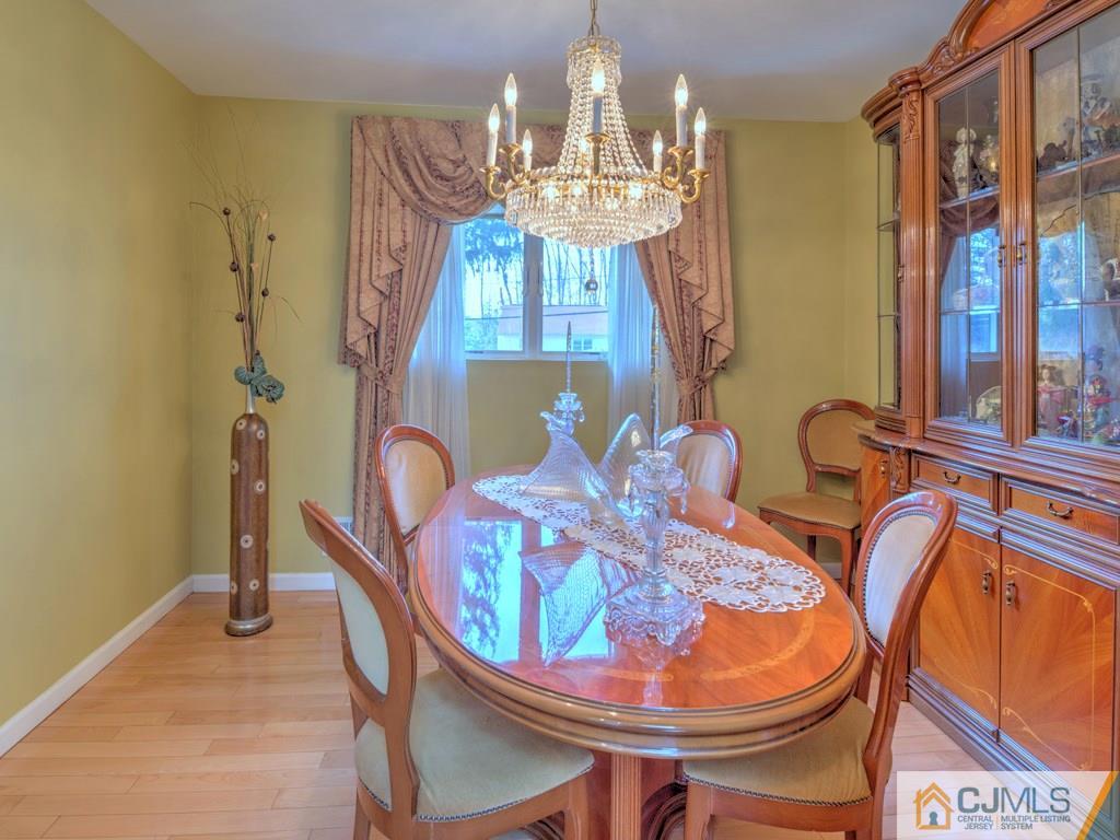 29 Overhill Road East Brunswick, NJ 08816 - Photo 17 of 25 Gallery Image 17