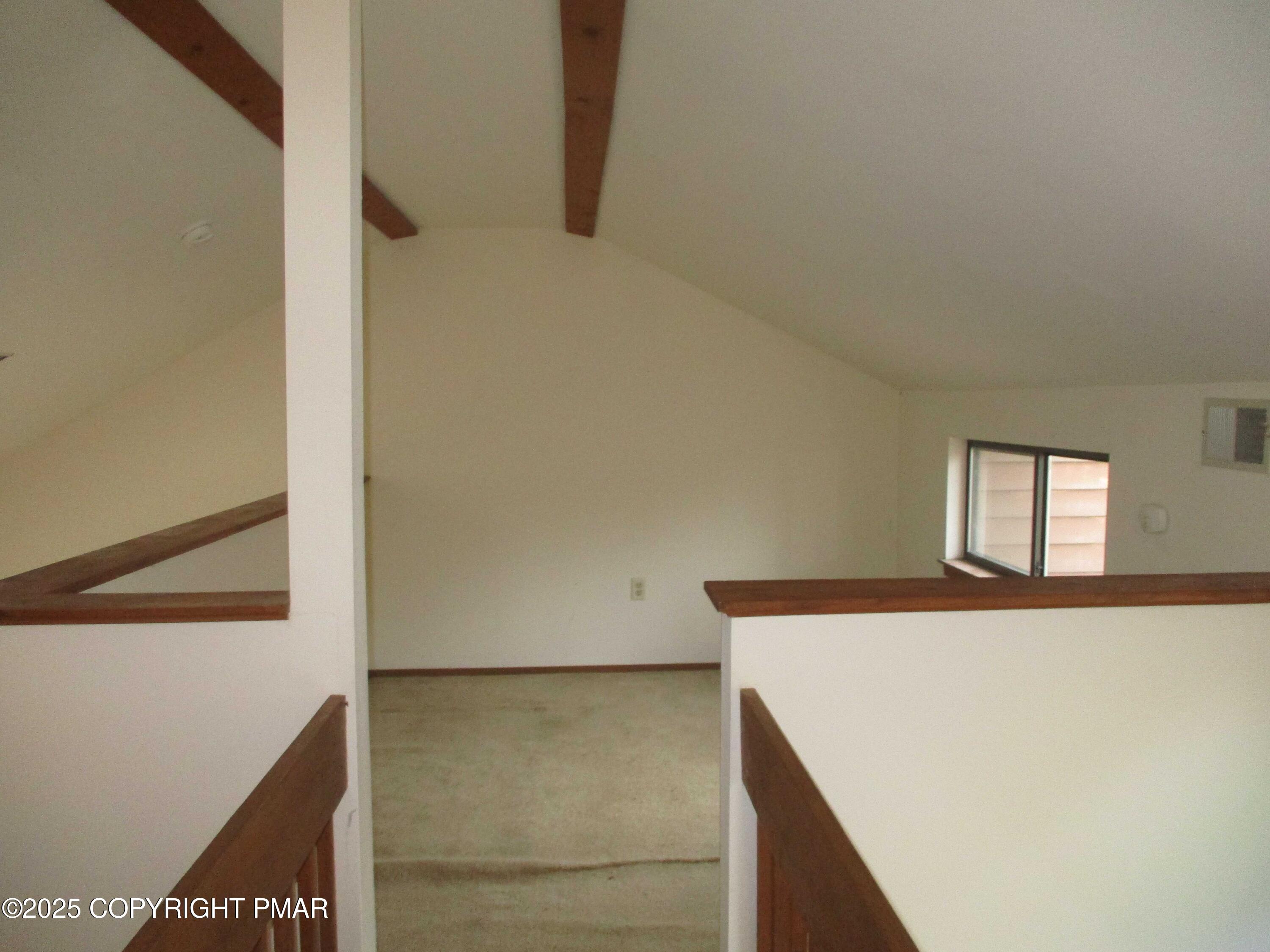 159 Stream Court Bushkill, PA 18324 - Photo 11 of 26 loft