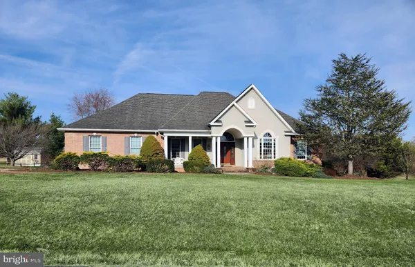 $669,000 | 400 Beall Avenue, Luray, VA 22835
