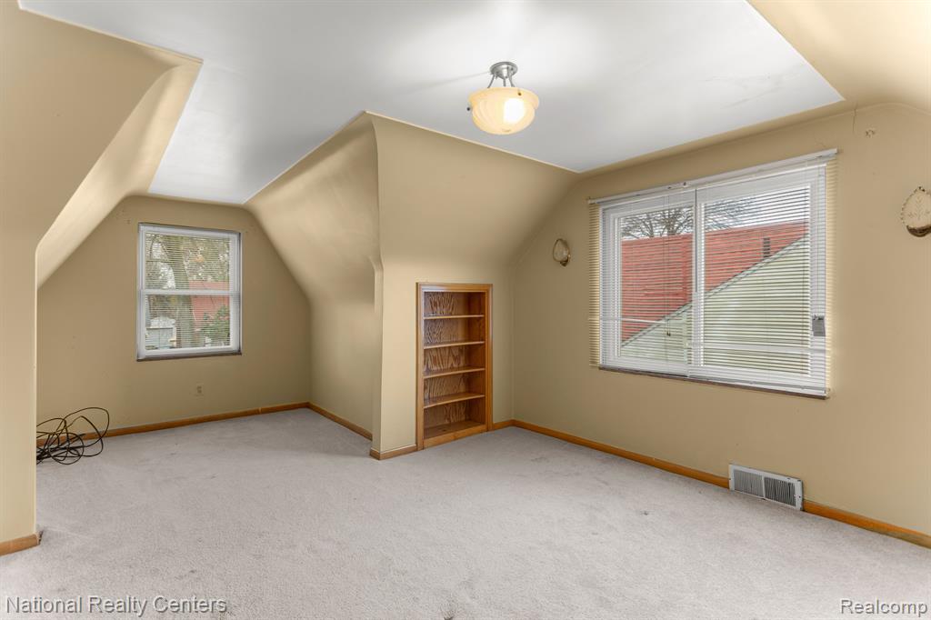 7266 Rutherford Street Detroit, MI 48228 - Photo 33 of 39