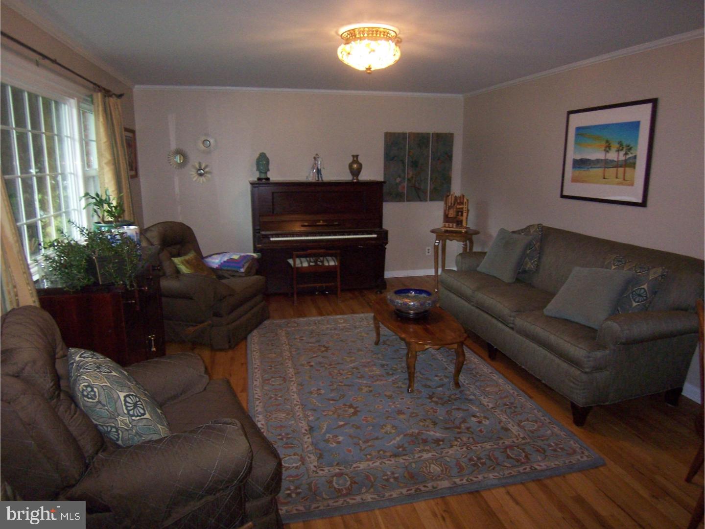 109 Weldon Way Pennington, NJ 08534 - Photo 2 of 23