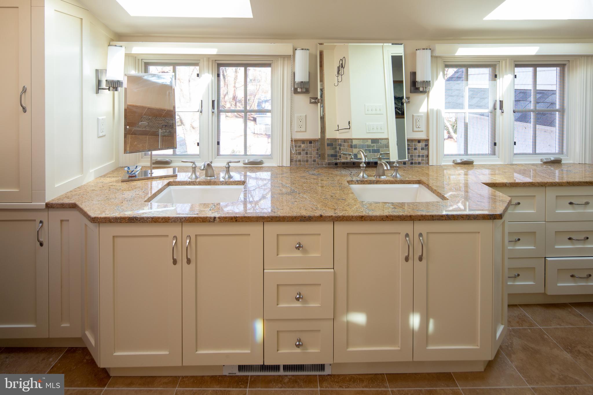 2454 River Road New Hope, PA 18938 - Photo 8 of 40 Gallery Image 8