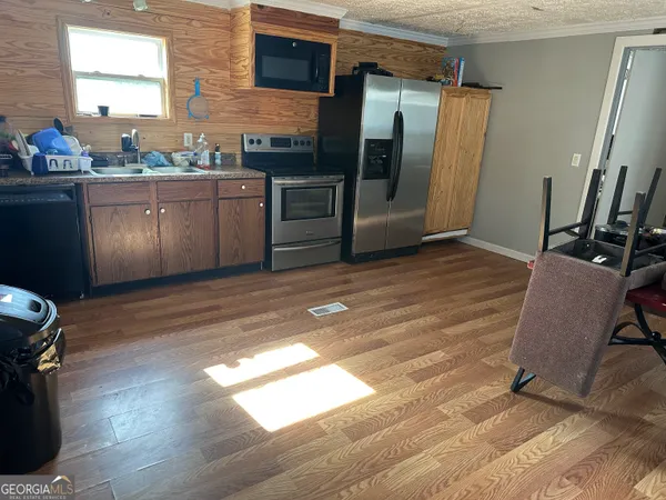 $219,000 | 2470 Kitchen Road, Dexter, GA 31019