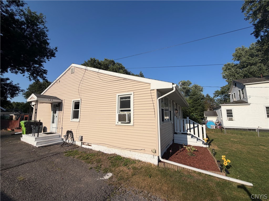 125 Campbell Road Salina, NY 13211 - Photo 3 of 30