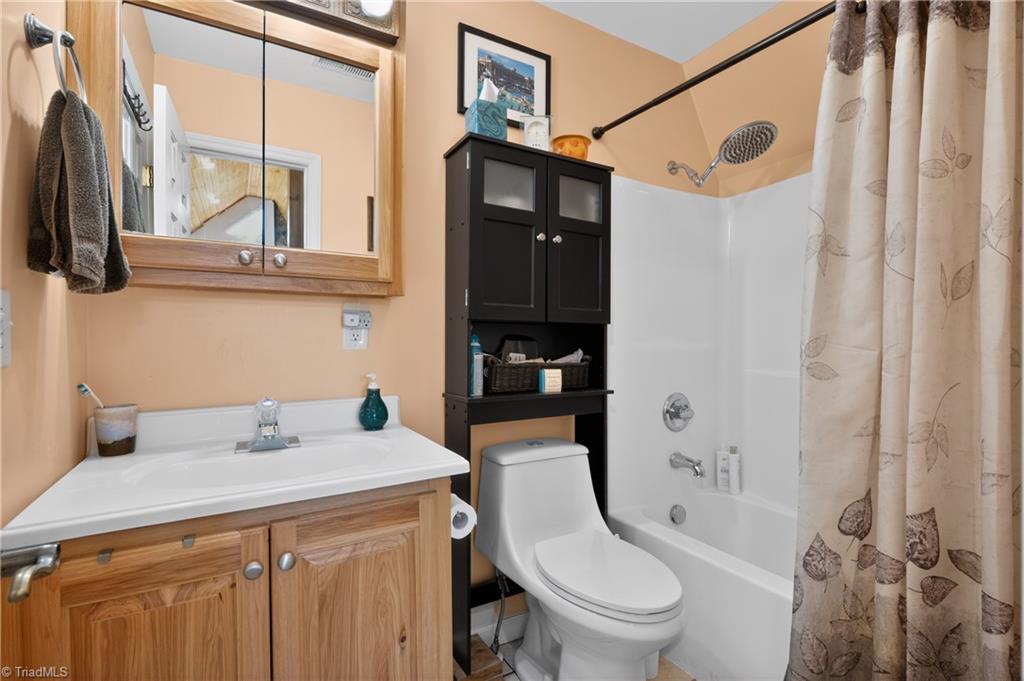 354 Two Rivers Drive Independence, VA 24348 - Photo 30 of 50 Gallery Image 30
