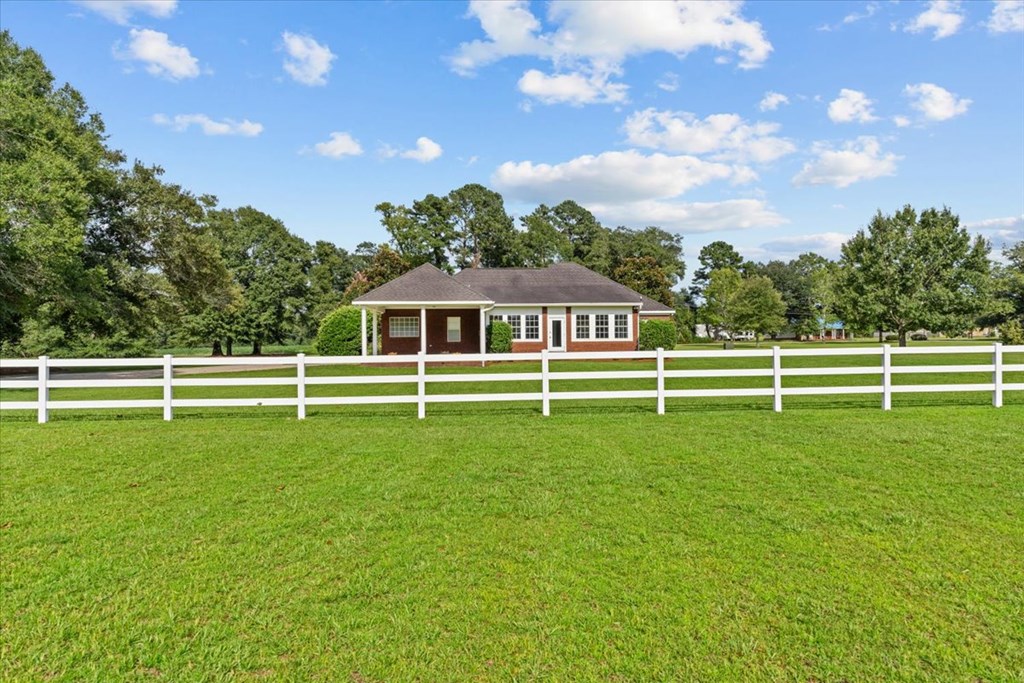 350 Sowell Road Dothan, AL 36301 - Photo 5 of 47
