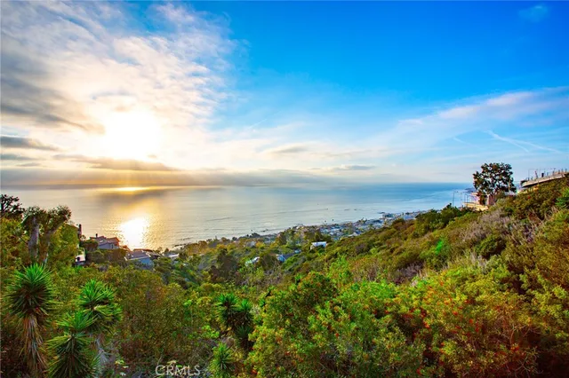 $8,450 | 805 Katella Street, Laguna Beach, CA 92651