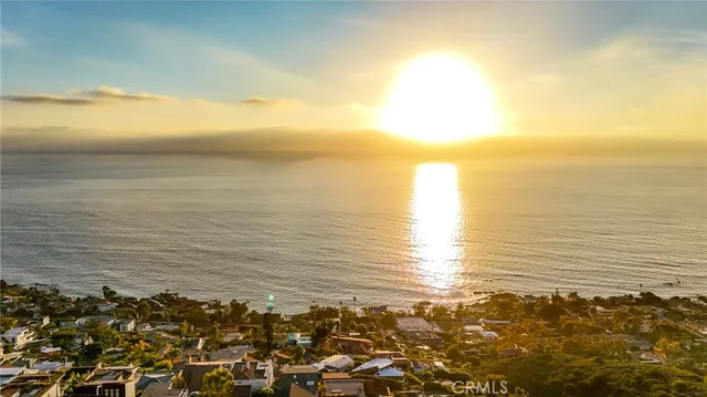 $8,450 | 805 Katella Street, Laguna Beach, CA 92651