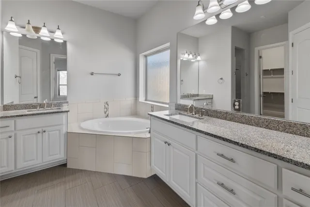 $750,000 | 3512 Venezia View, Leander, TX 78641