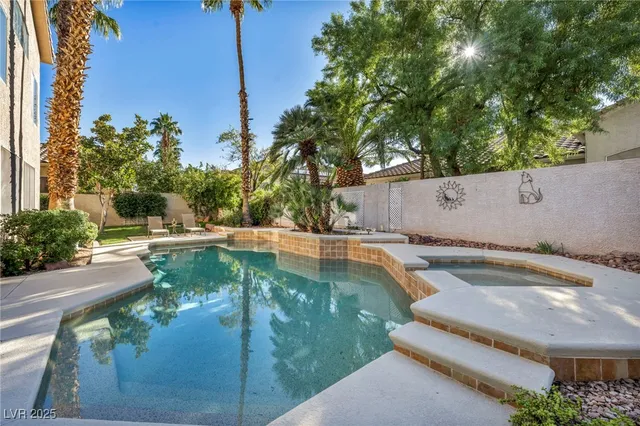 $679,900 | 85 Lost Mountain, Henderson, NV 89074