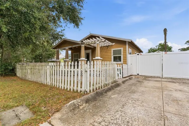 $1,850 | 1302 East Louisiana Avenue, Tampa, FL 33603