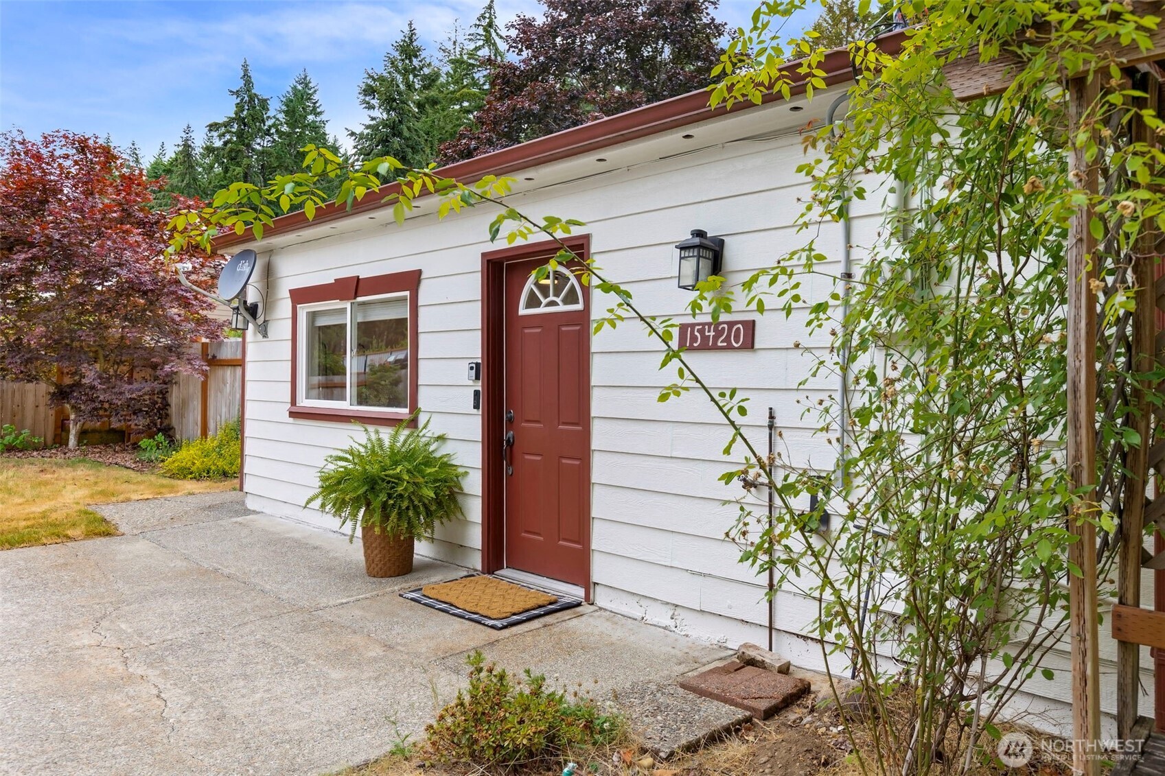 15420 Sidney Road Southwest Port Orchard, WA 98367 - Photo 5 of 40