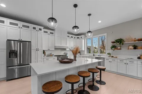 $899,000 | 4731 Westminster Place, St. Louis, MO 63108