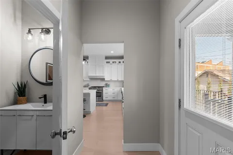 $899,000 | 4731 Westminster Place, St. Louis, MO 63108