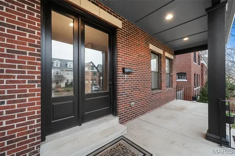 $899,000 | 4731 Westminster Place, St. Louis, MO 63108
