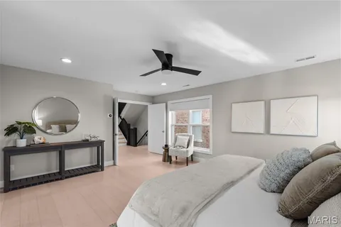 $899,000 | 4731 Westminster Place, St. Louis, MO 63108