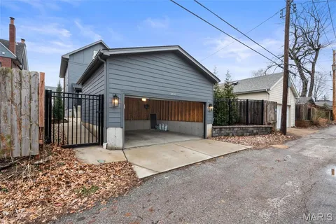 $899,000 | 4731 Westminster Place, St. Louis, MO 63108