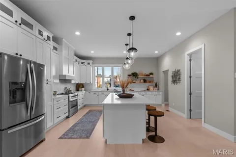 $899,000 | 4731 Westminster Place, St. Louis, MO 63108