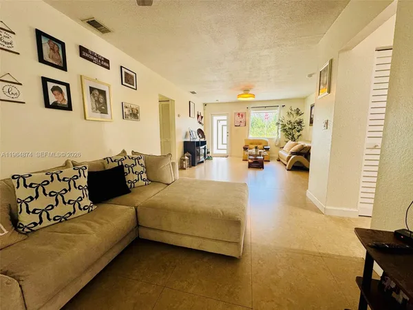 $635,000 | 32240 Southwest 199th Avenue, Homestead, FL 33030