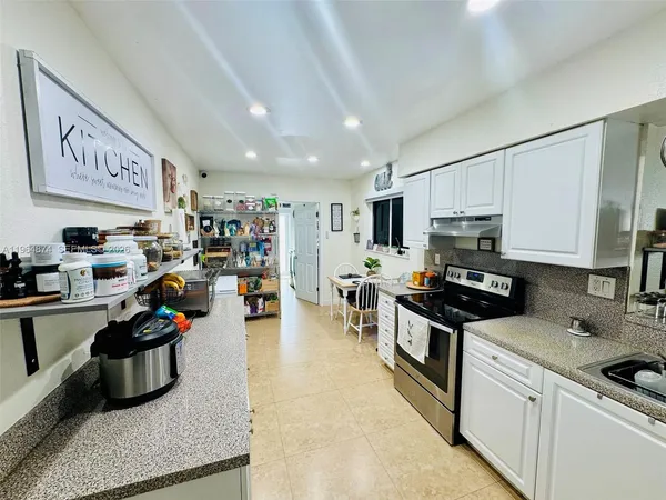 $635,000 | 32240 Southwest 199th Avenue, Homestead, FL 33030