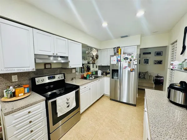 $635,000 | 32240 Southwest 199th Avenue, Homestead, FL 33030