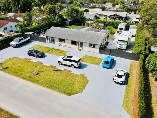 $635,000 | 32240 Southwest 199th Avenue, Homestead, FL 33030