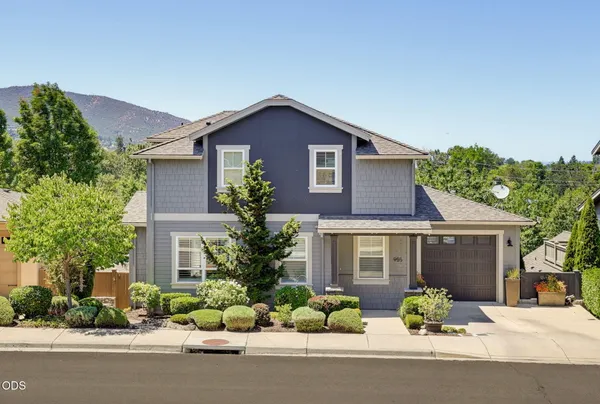 $545,000 | 955 Overlook Drive, Ashland, OR 97520