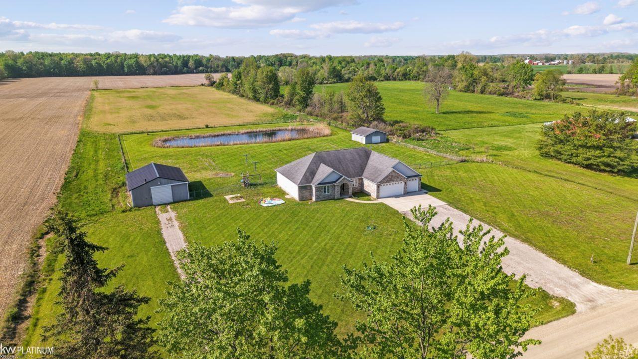 13201 Speaker Road Yale, MI 48097 - Photo 6 of 57