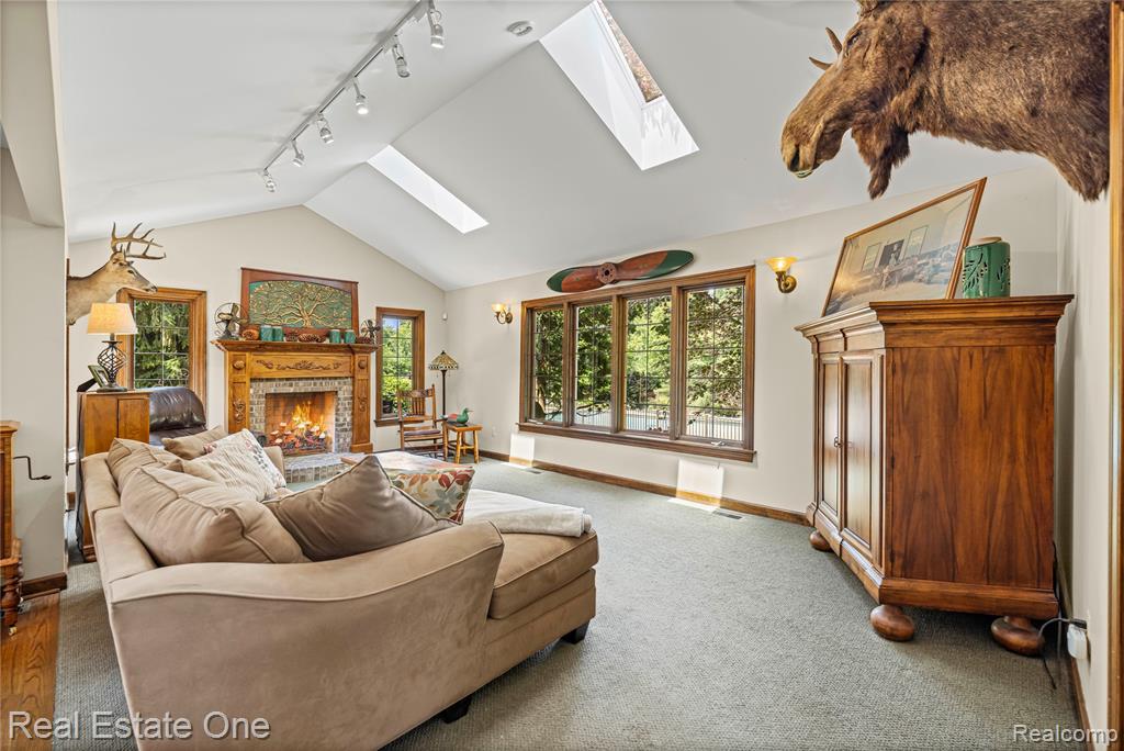 25740 Farmbrook Road Southfield, MI 48034 - Photo 18 of 64 Gallery Image 18