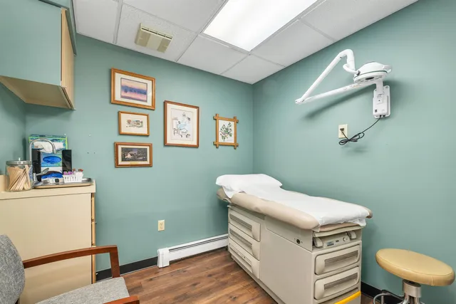 $999,000 | 131 Meadow Street, Wakefield, NH 03872