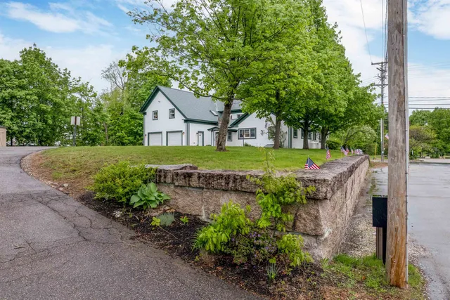 $999,000 | 131 Meadow Street, Wakefield, NH 03872