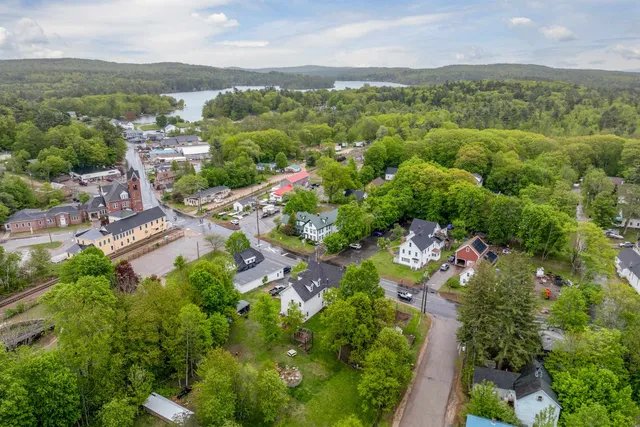 $999,000 | 131 Meadow Street, Wakefield, NH 03872