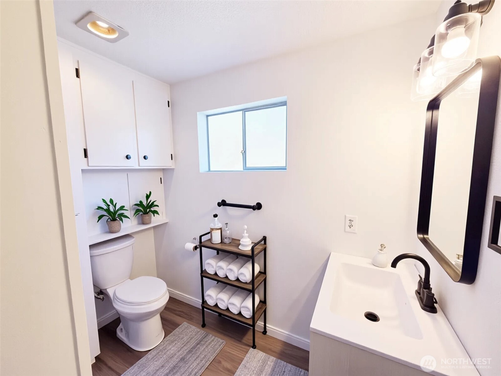 4092 Ginnett Road Anacortes, WA 98221 - Photo 6 of 16 Gallery Image 6