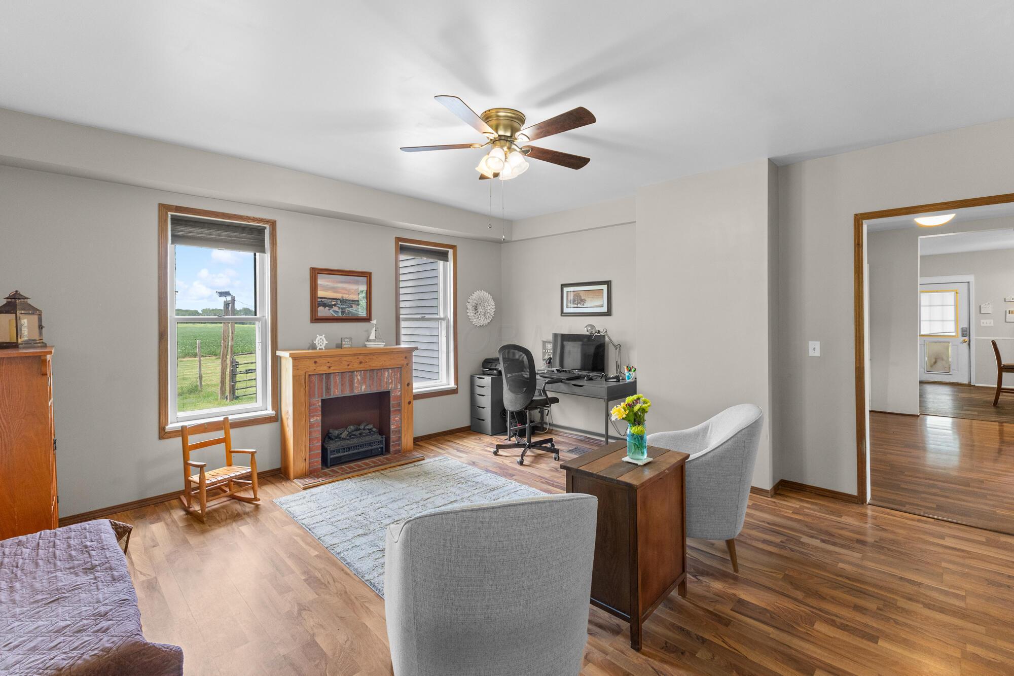 4154 Marion-Waldo Road Marion, OH 43302 - Photo 19 of 59 Living Room