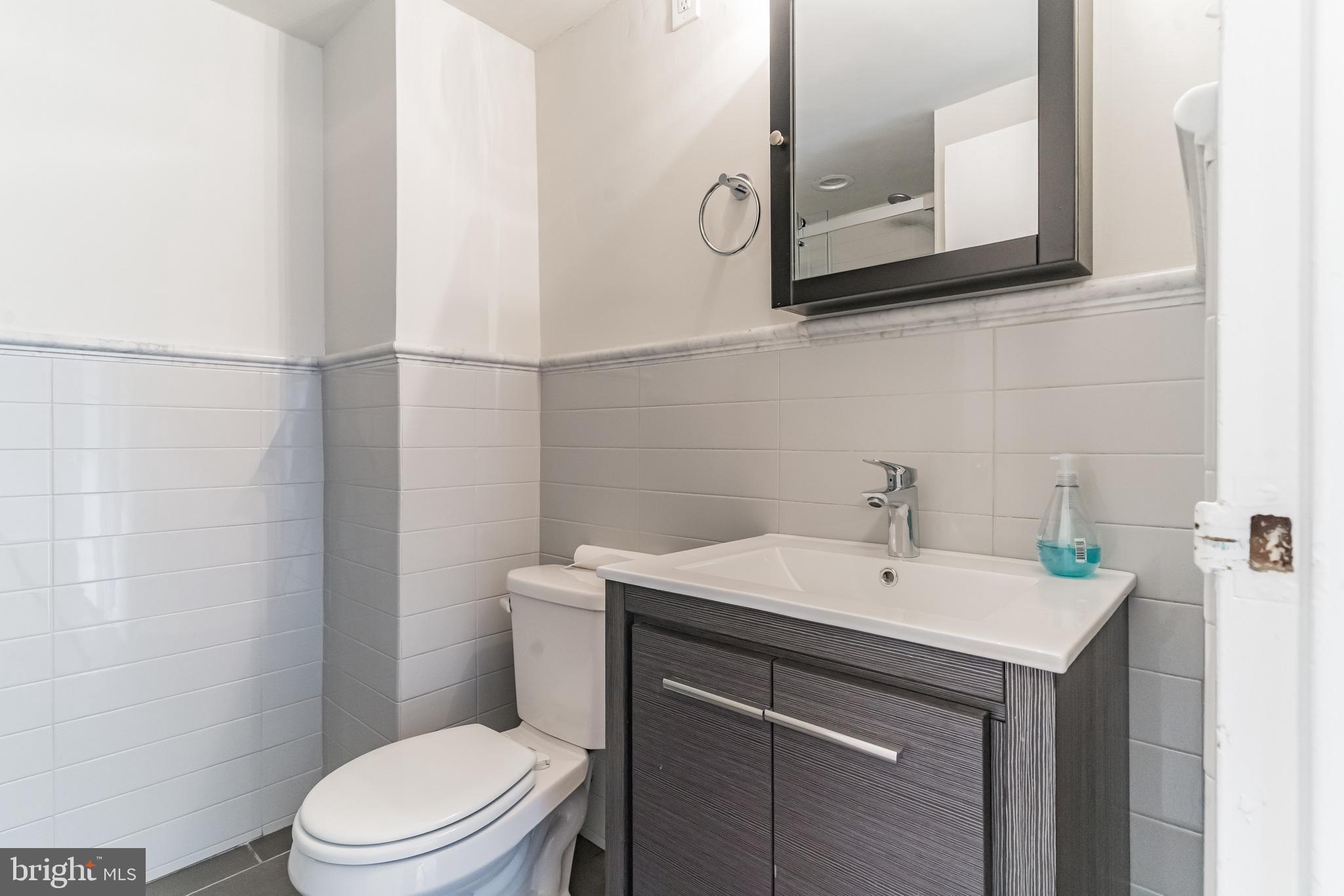 1810 Rittenhouse Square, Unit 210 Philadelphia, PA 19103 - Photo 13 of 30