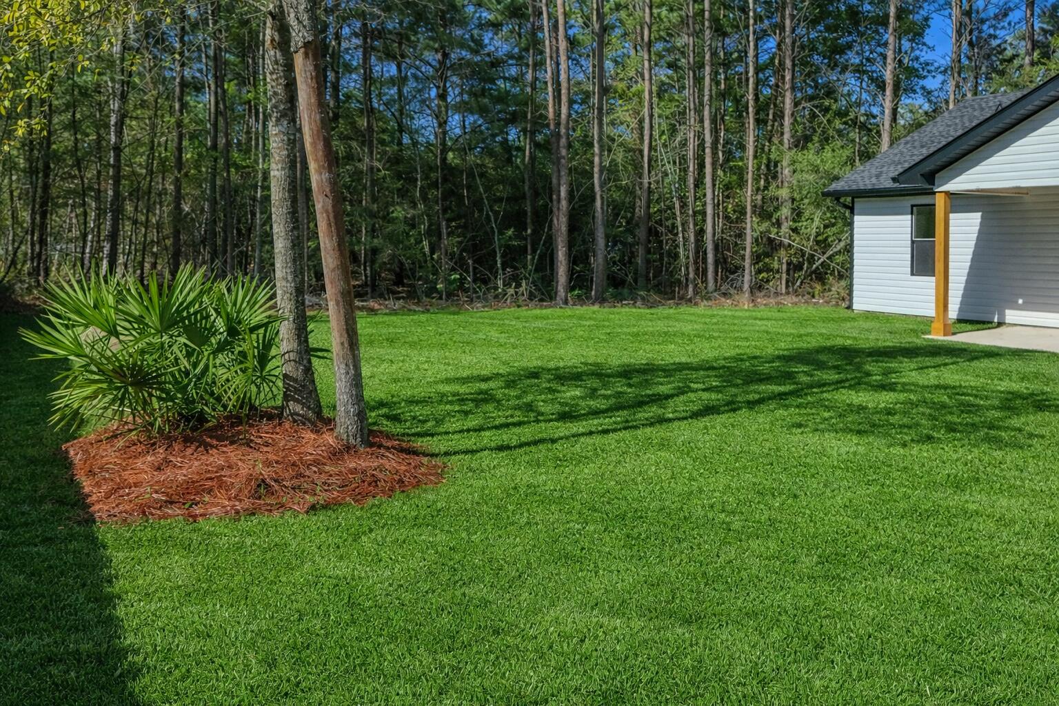 565 East Violet Lane DeFuniak Springs, FL 32433 - Photo 29 of 32 ChatGPT Image Jan 26, 2026 at 03_59_29 P
