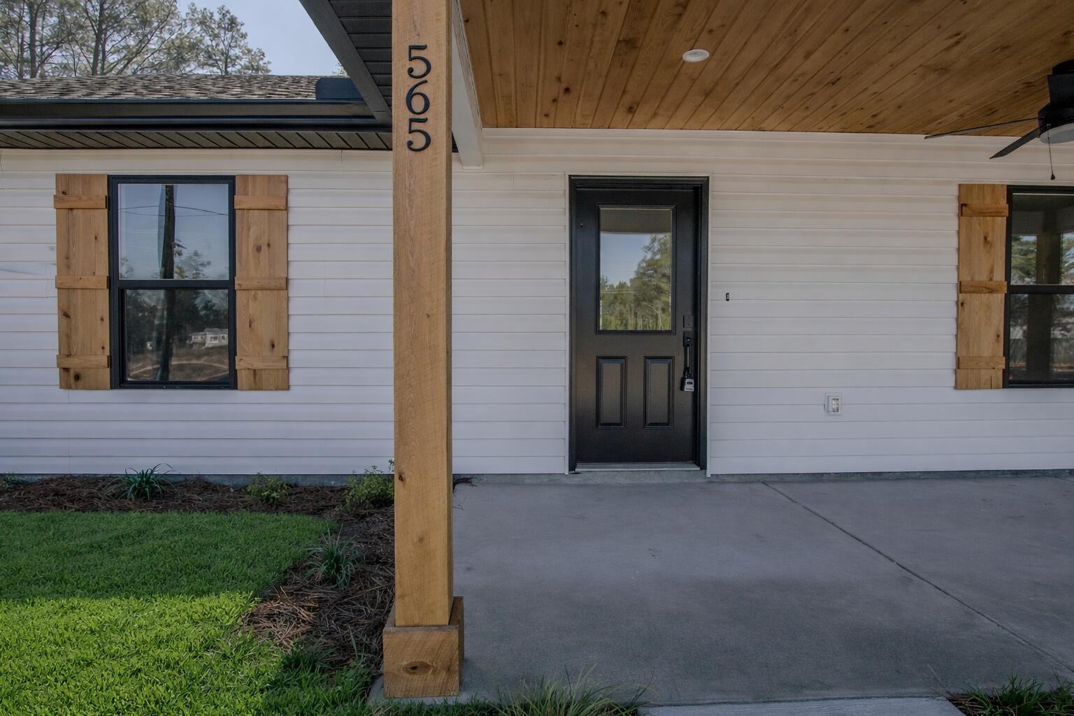 565 East Violet Lane DeFuniak Springs, FL 32433 - Photo 31 of 32 5838e7a4-dfbf-4fee-841e-266a40372f93