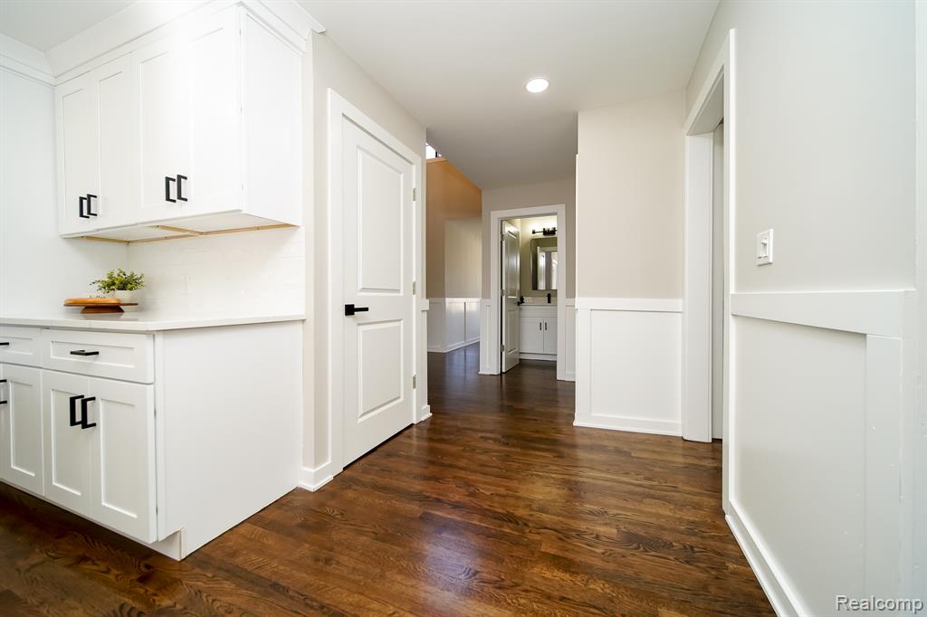 2729 Powderhorn Ridge Road Rochester, MI 48309 - Photo 47 of 95