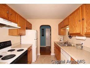 2417 College Street Springfield, IL 62704 - Photo 11 of 23