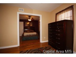 2417 College Street Springfield, IL 62704 - Photo 13 of 23