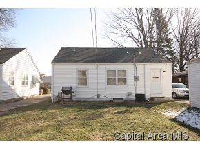 2417 College Street Springfield, IL 62704 - Photo 3 of 23