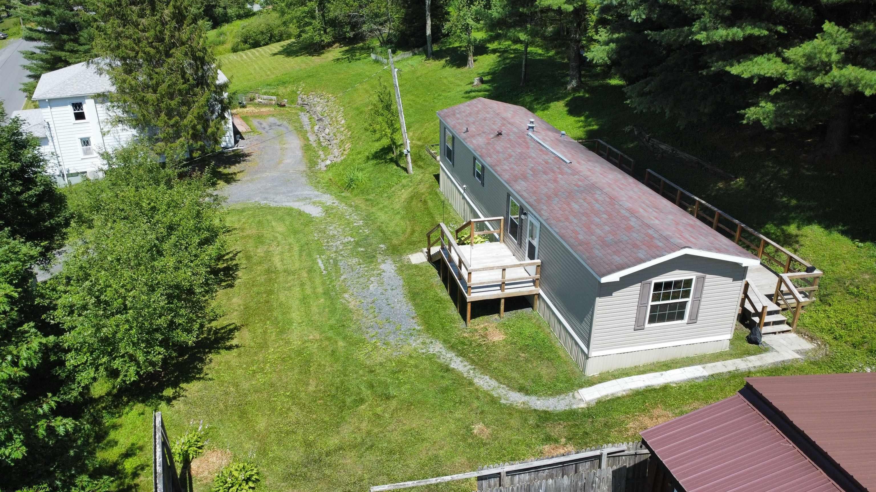 267 Douglas Road Thomas, WV 26292 - Photo 11 of 30 Gallery Image 11
