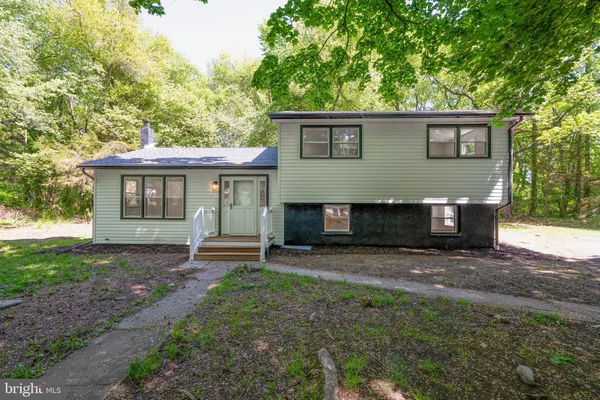 $389,999 | 111 Carl Avenue, Monroeville, NJ 08343