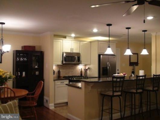 6203 Tyner Street Springfield, VA 22152 - Photo 21 of 30 Kitchen