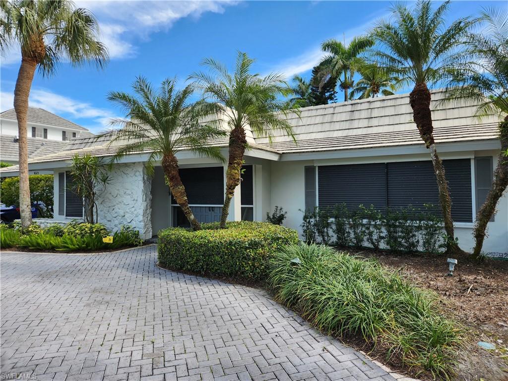462 Putter Point Drive Naples, FL 34103 - Photo 1 of 9 Gallery Image 1