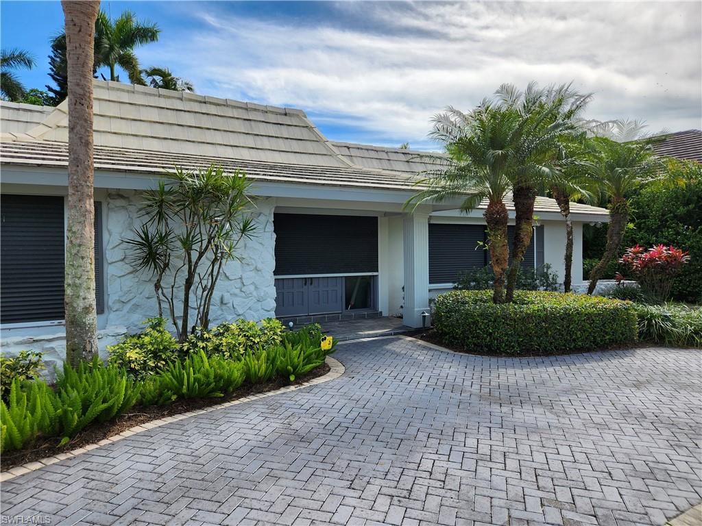 462 Putter Point Drive Naples, FL 34103 - Photo 2 of 9 Gallery Image 2